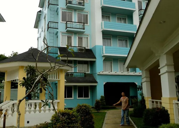 Apartment Homey Haven - Flora Vista